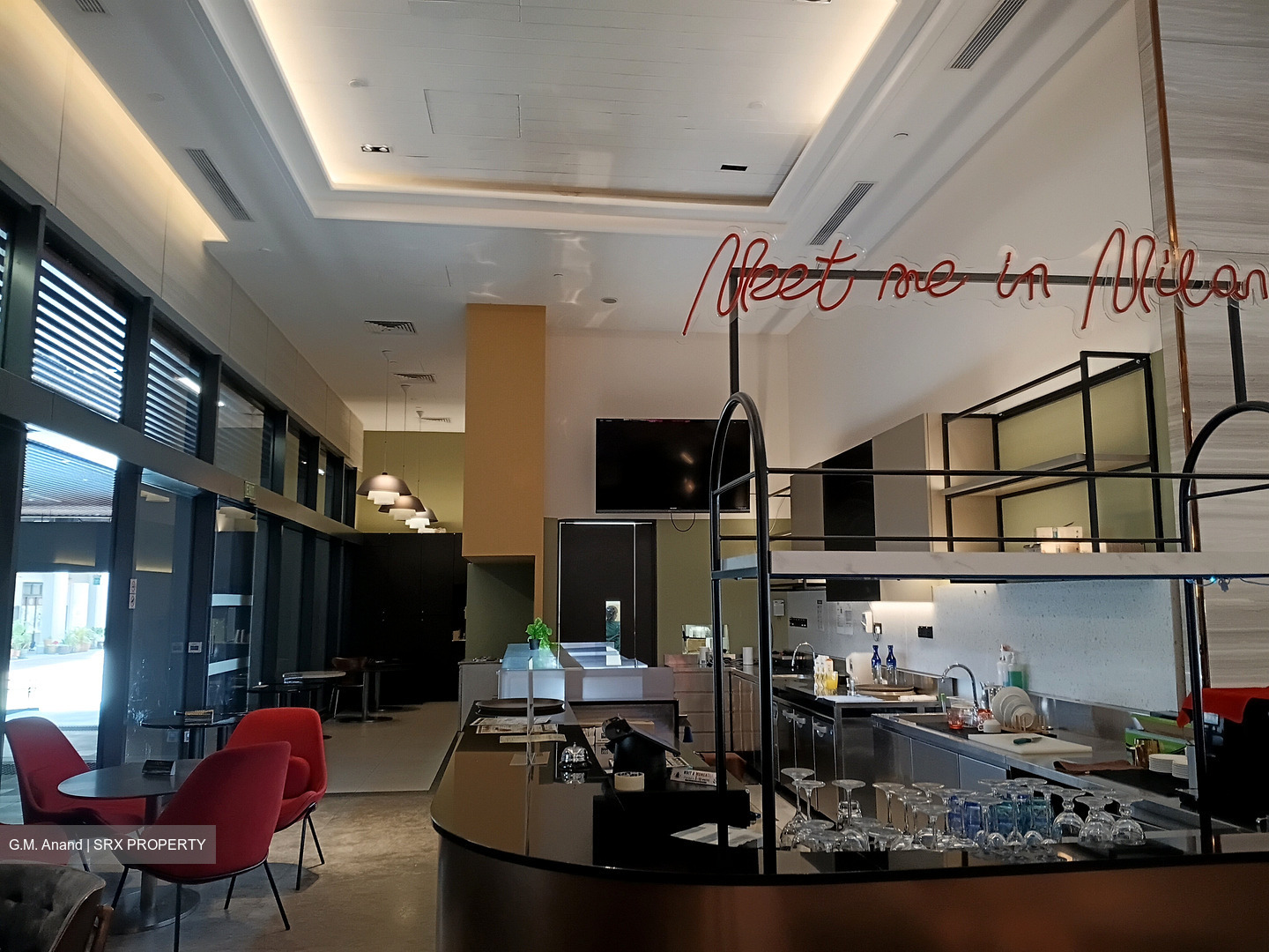 Club Street (D1), Retail #611127441